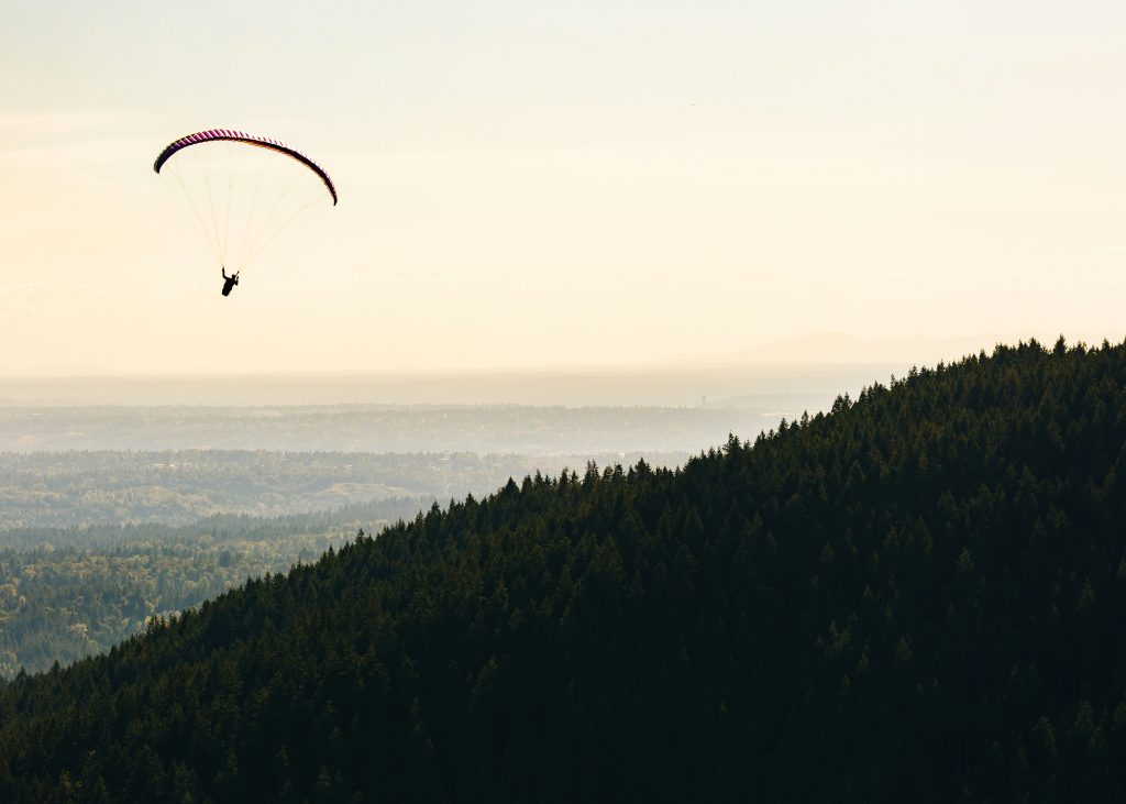 Poo Poo Point in Issaquah/ Paragliding