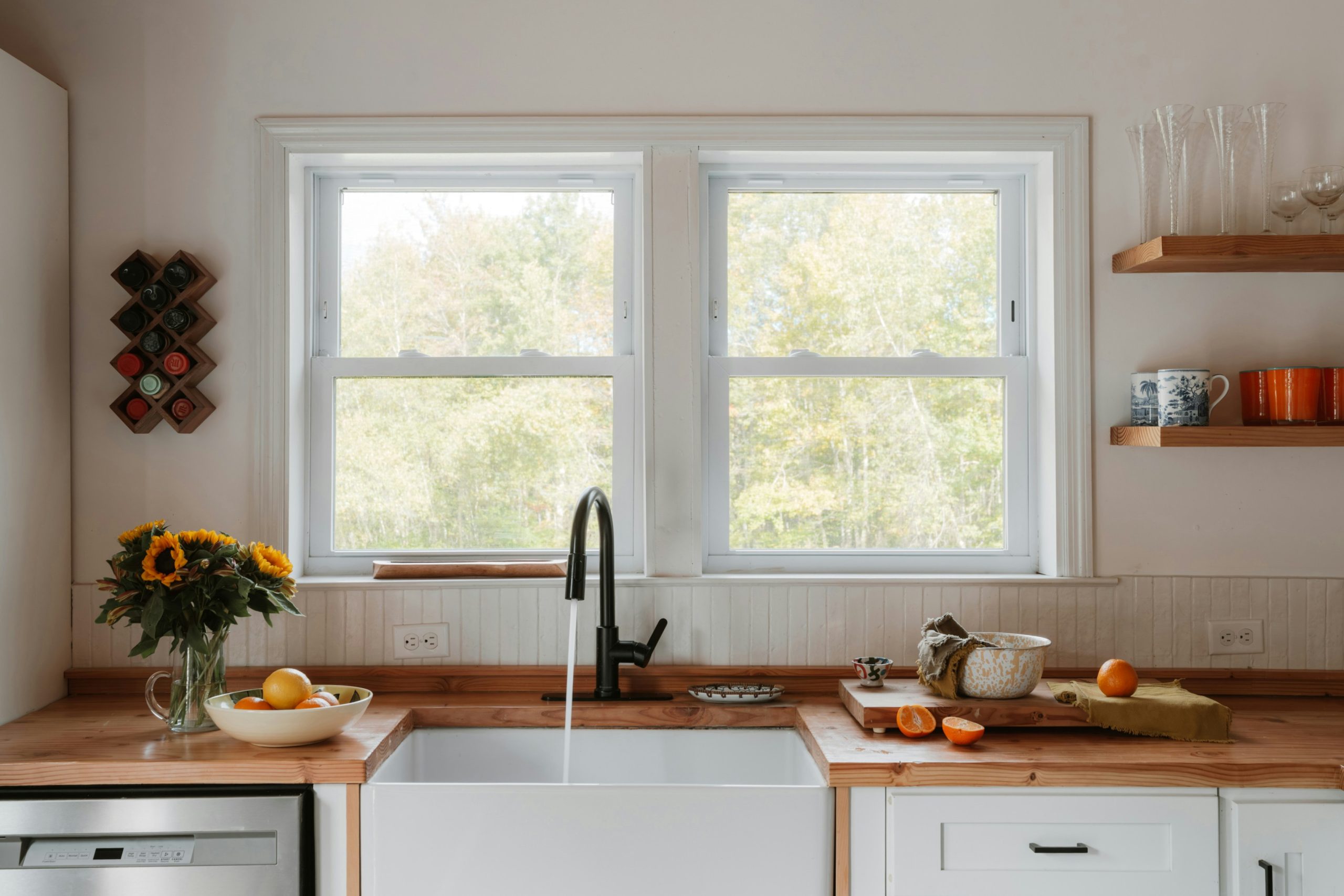 water leak detection home Seattle, LeakBot home water monitor, prevent water damage Bellevue, home water shutoff device Pacific Northwest, smart home water protection